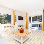 Yourhome - Allegria 아파트